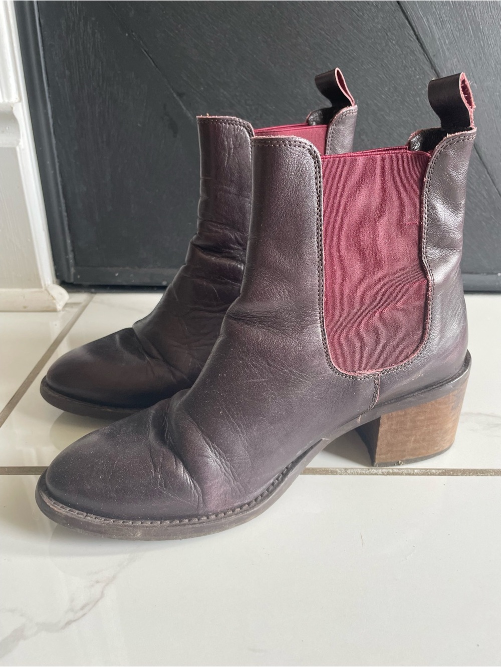 Women's Burgundy Leather Chelsea Boots - Made in Spain